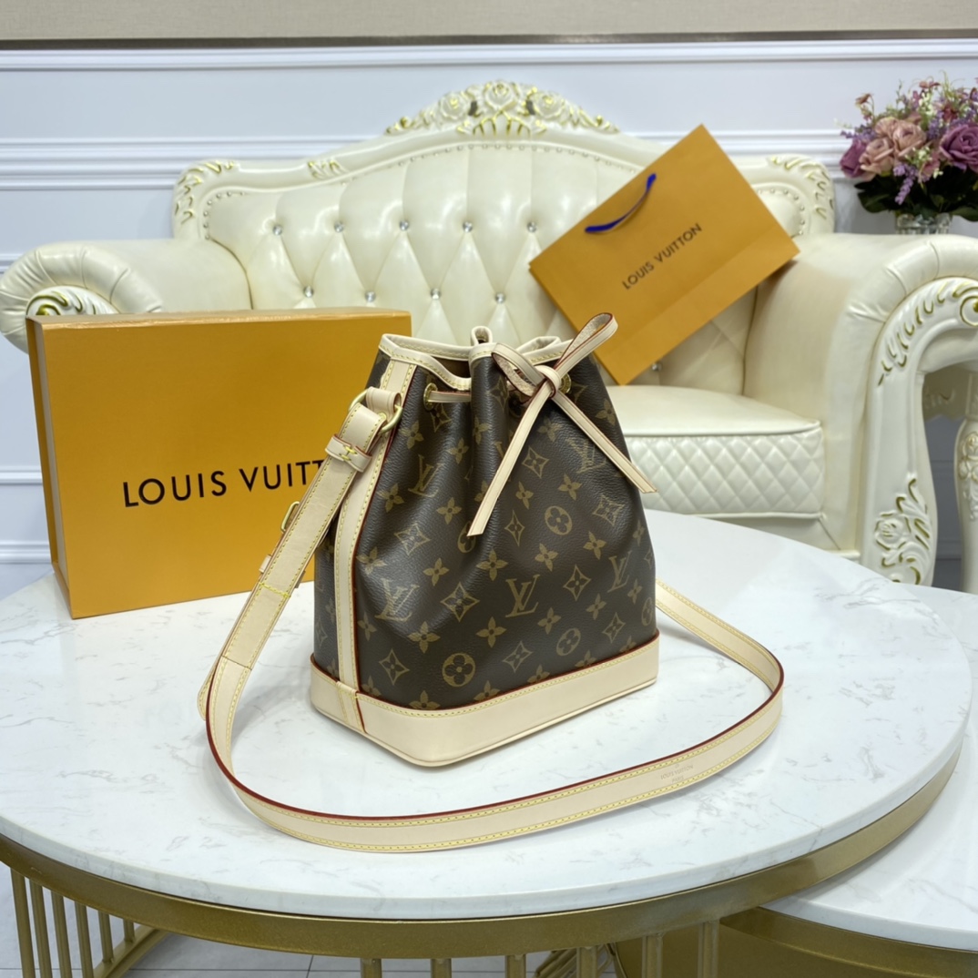 Louis Vuitton NOE BB Handbag Monogram M40817